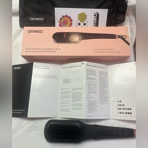 Amika polished perfection straightening brush